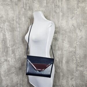 Vintage 80s Navy and Merlot Red Colorblock Envelope Clutch Crossbosy‎ Bag Purse